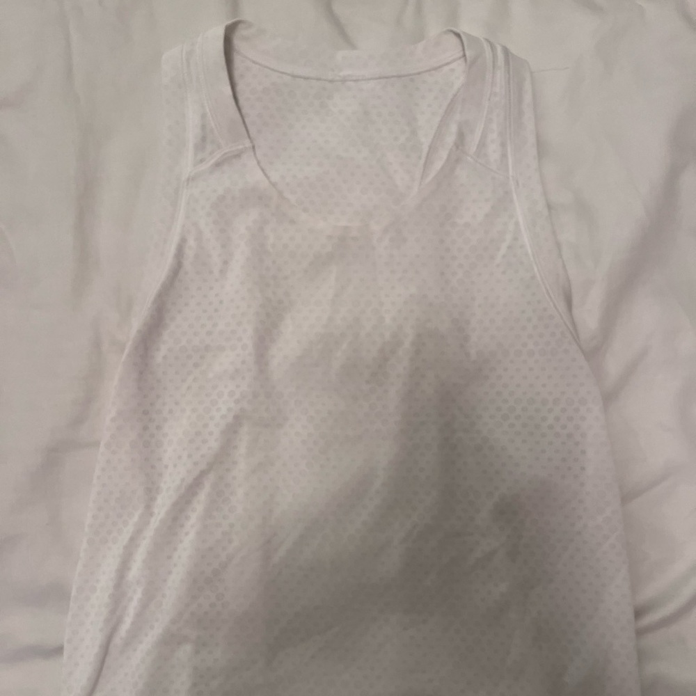 Lululemon Size 4 White Jersey Style Tank